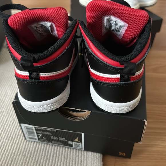 Jordan 1 mid - Picture 3 of 4